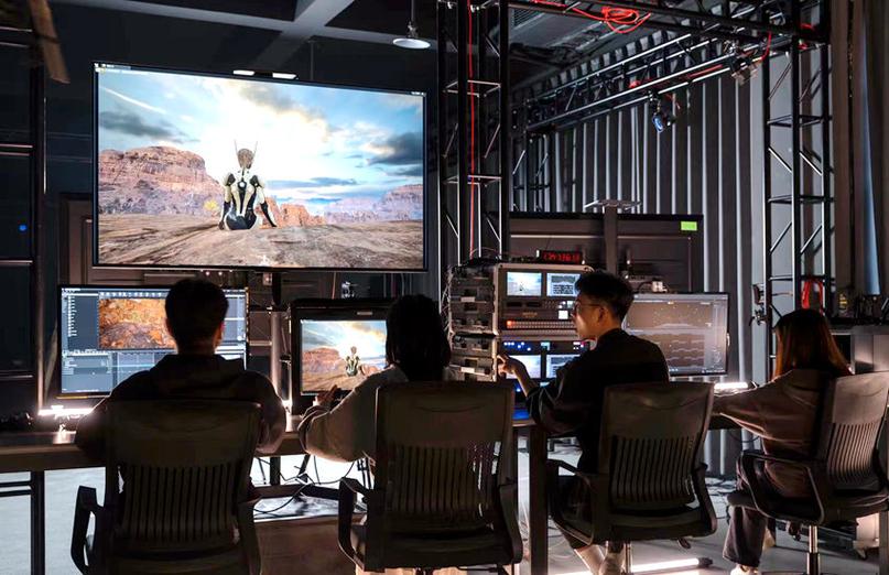 全国首个校内影视基地 构建影视网工业链，赋能未来人才培养